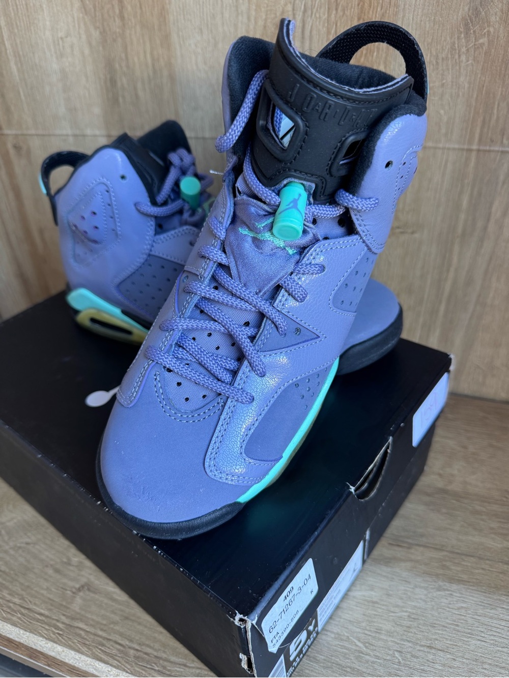 Jordan Retro 6 Kids' Purple and Teal High-Top Sneakers